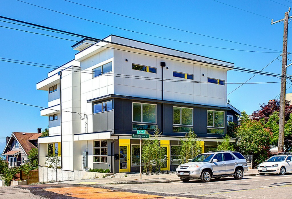 Property Photo:  5201 Phinney Ave N C  WA 98103 