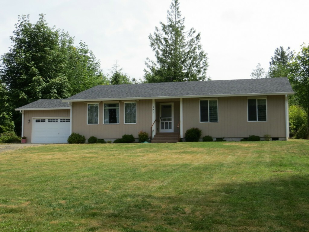 Property Photo:  261 SE Fuchsia Ave  WA 98585 