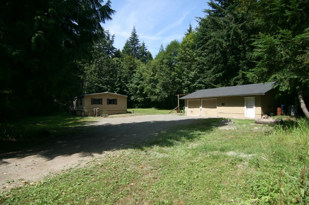 Property Photo:  23108 NE 162nd St  WA 98077 