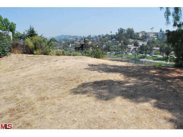 Property Photo: 614 Belmont Ave CA 90026