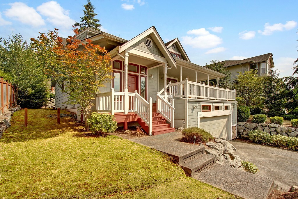 Property Photo:  18904 82nd Ave NE  WA 98028 