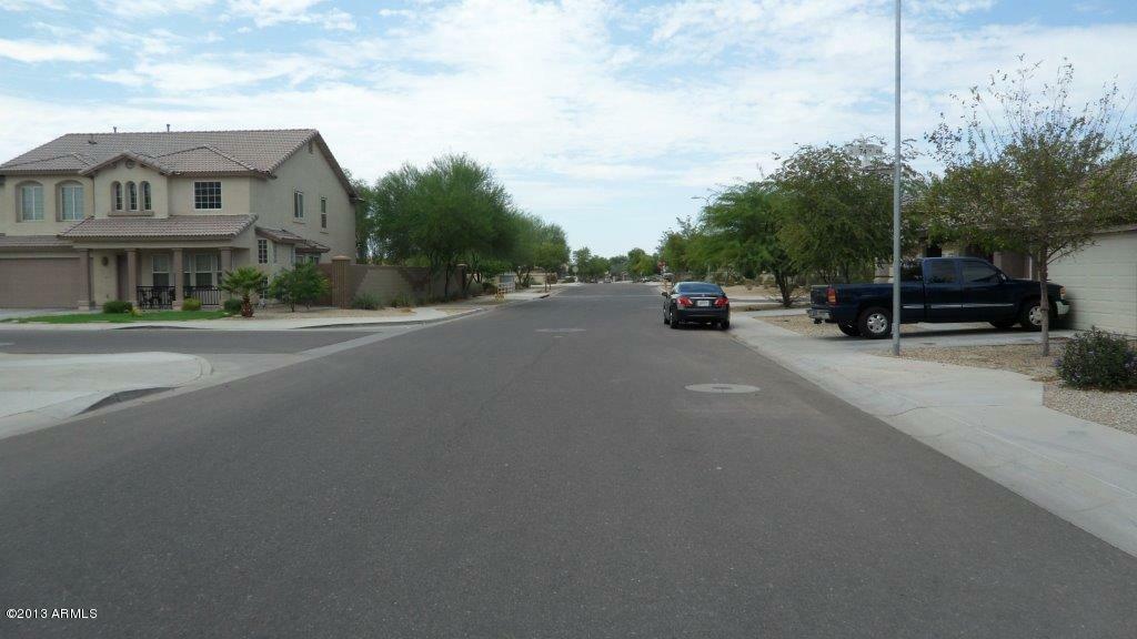 Property Photo:  7420 W Getty Drive  AZ 85043 