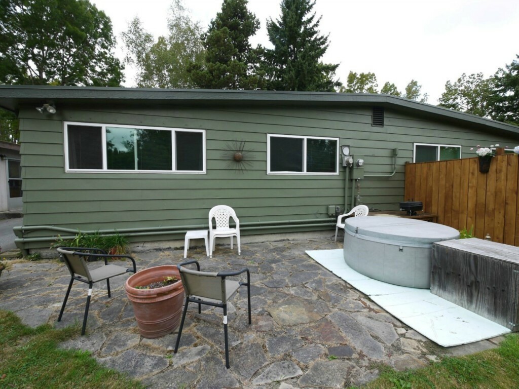 Property Photo: 10732 35th Ave NE WA 98125