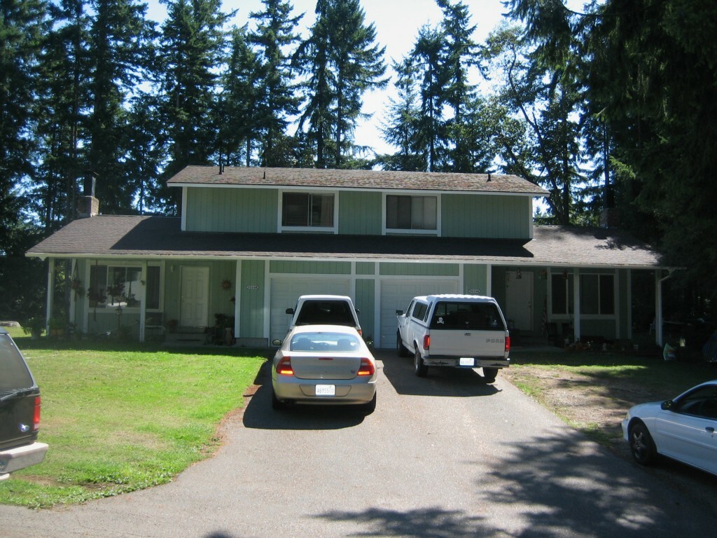 Property Photo:  3216 SE Goldmaur Ct  WA 98366 