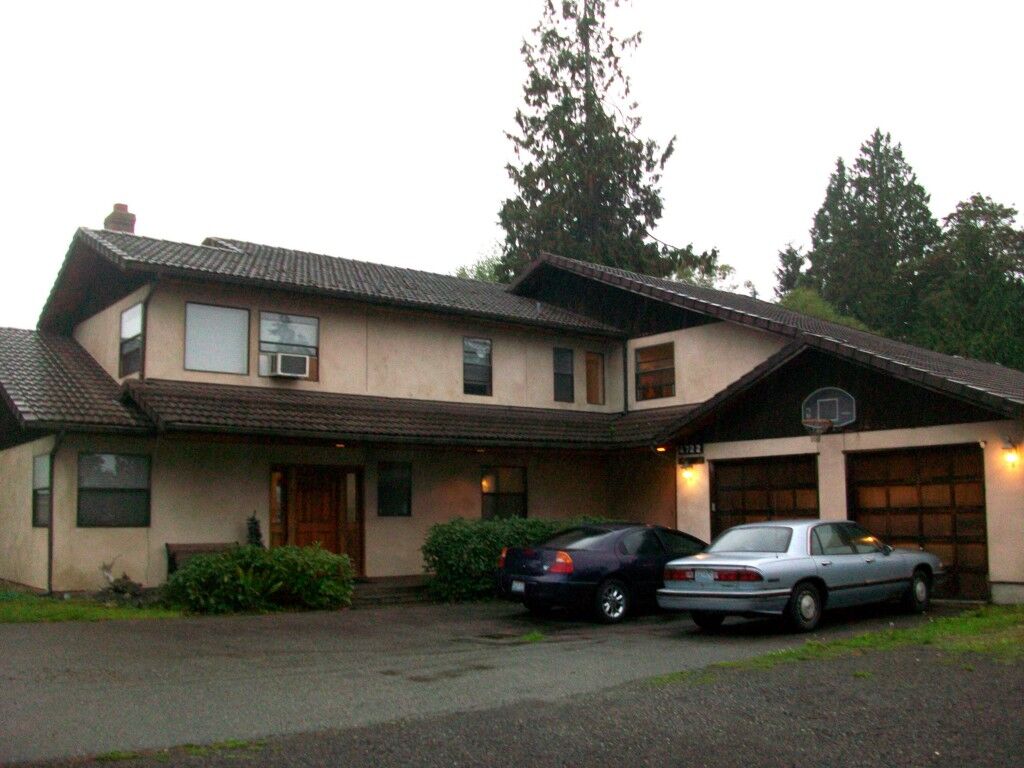 Property Photo:  4722 Bayview Lane  WA 98203 