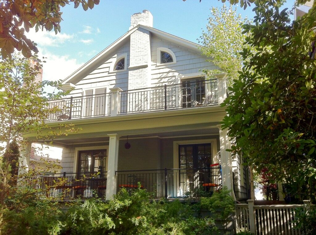 Property Photo:  5222 17th Ave NE  WA 98105 