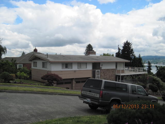 Property Photo: 10248 65th Ave S WA 98178