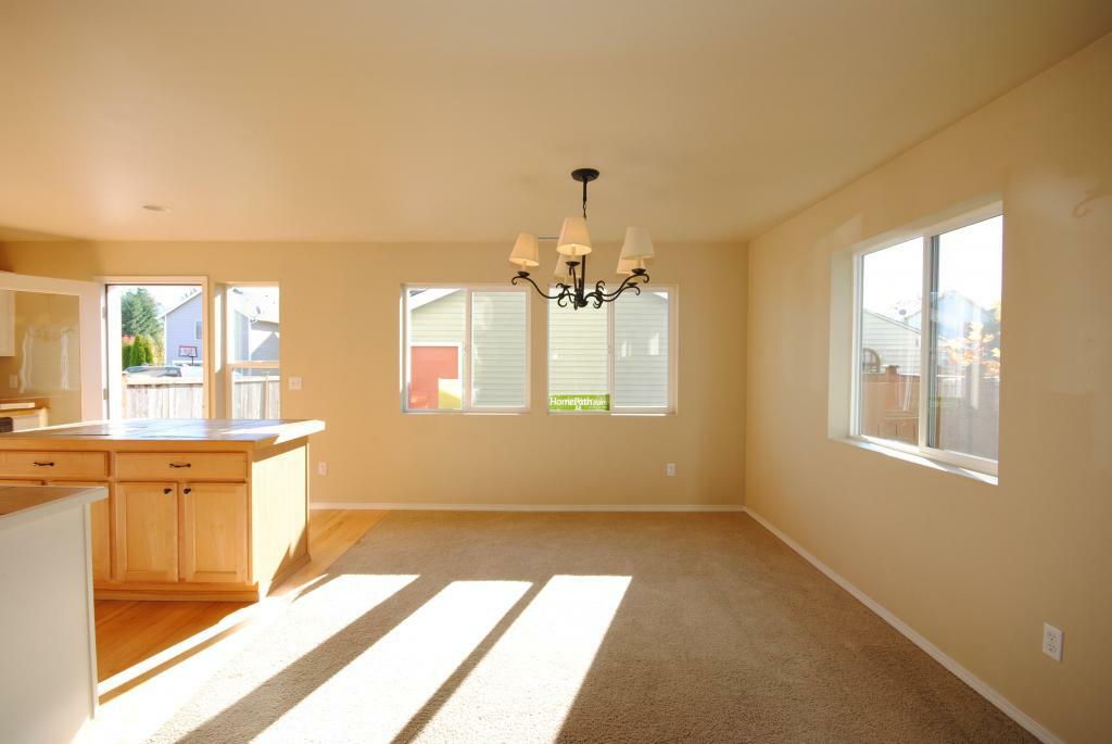 Property Photo:  35105 SE Ridge St  WA 98065 