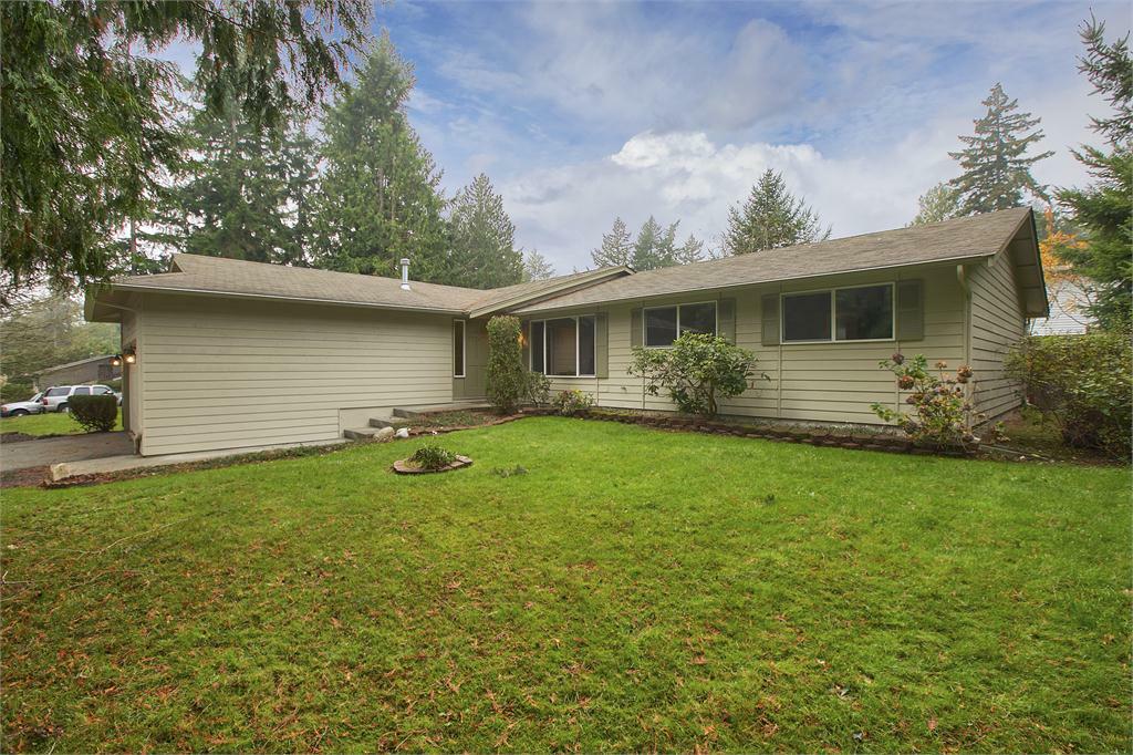 Property Photo:  8536 University Point Cir NE  WA 98311 