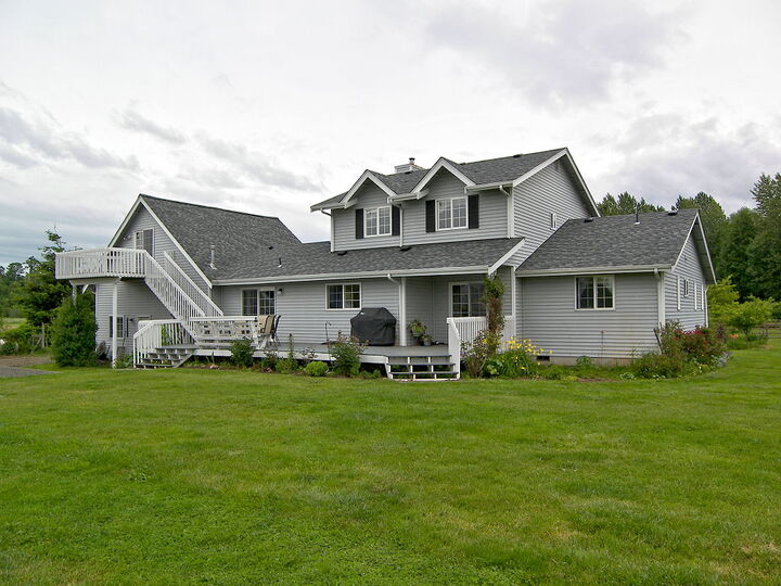 Property Photo: 6527 Woodlyn Rd WA 98248