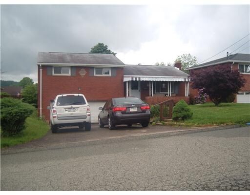Property Photo: 104 Harphen St PA 15132