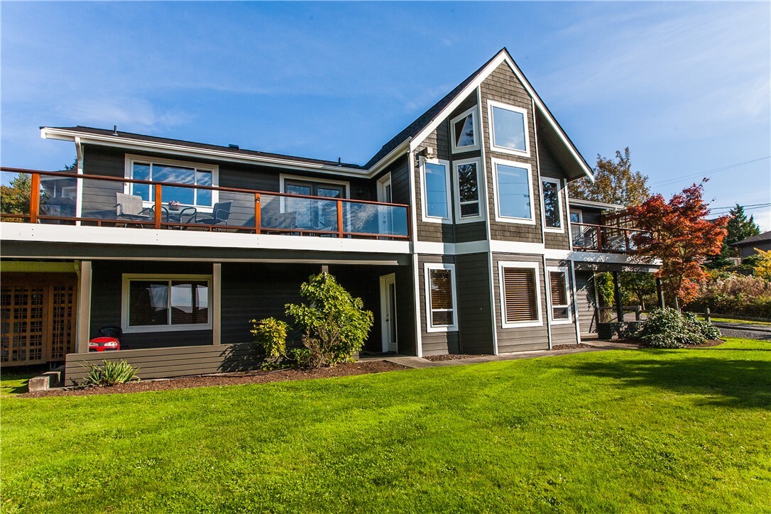 Property Photo: 1710 Donald Ave WA 98226