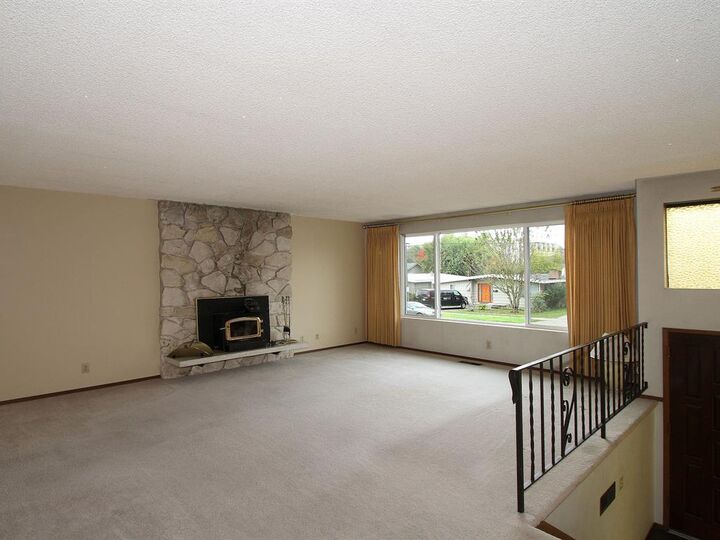 Property Photo:  7128 45th Ave S  WA 98118 
