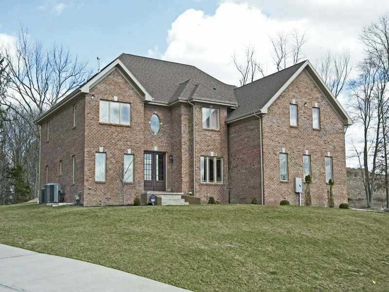 Property Photo:  3007 Marley Way  PA 15057 