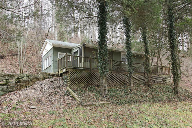 Property Photo:  33 Hill Top Rd  PA 17314 