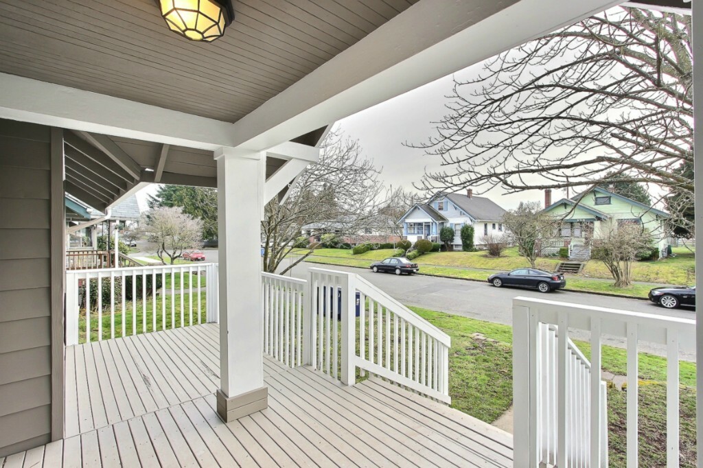 Property Photo:  2713 S 13th St  WA 98405 