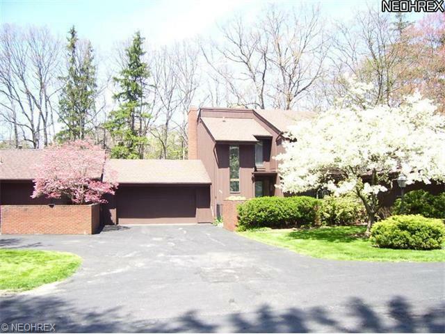 Property Photo: 891 Spicers Lane OH 44067