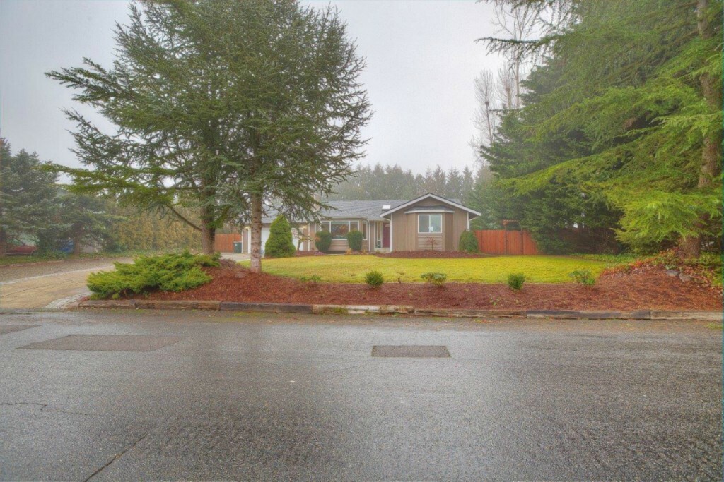Property Photo:  14909 42nd Ave E  WA 98446 