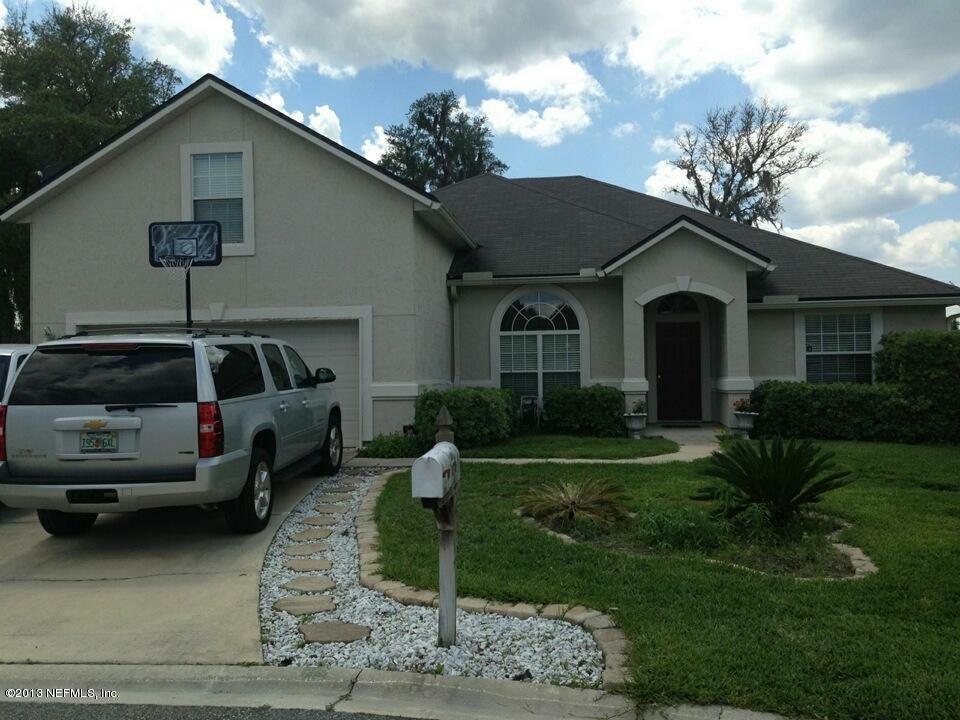 Property Photo:  2512 Friendship Court  FL 32043 