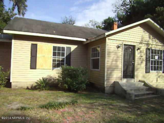 Property Photo:  408 Oakridge Avenue S  FL 32043 