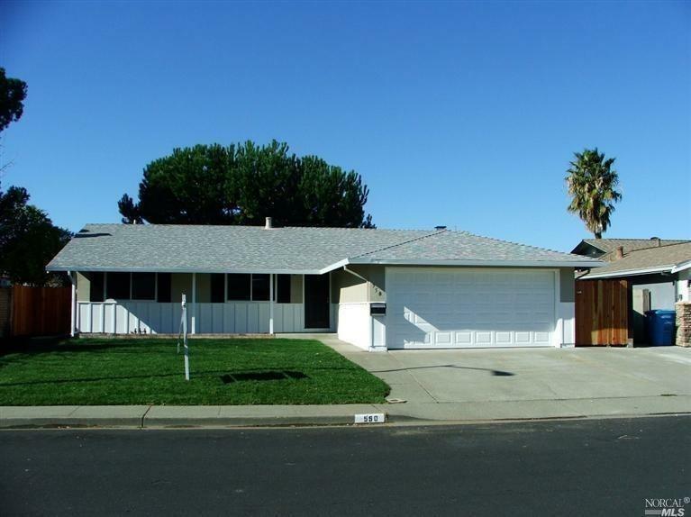 Property Photo: 550 Silver Drive CA 95687