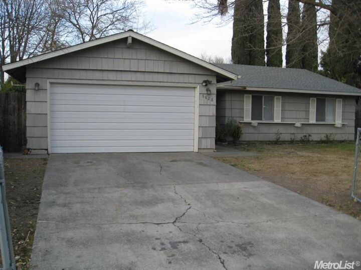 6828 Cherrywood Cir  Sacramento CA 95823 photo