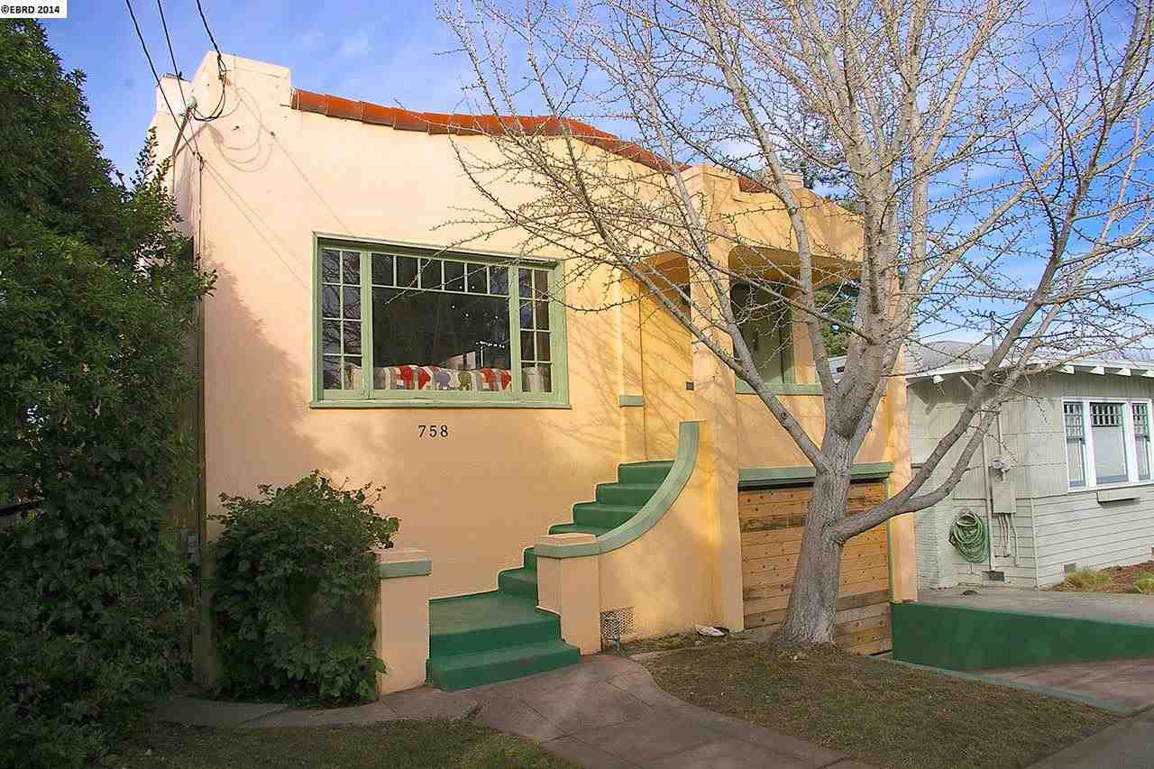 Property Photo:  758 Peralta Ave  CA 94707-1842 