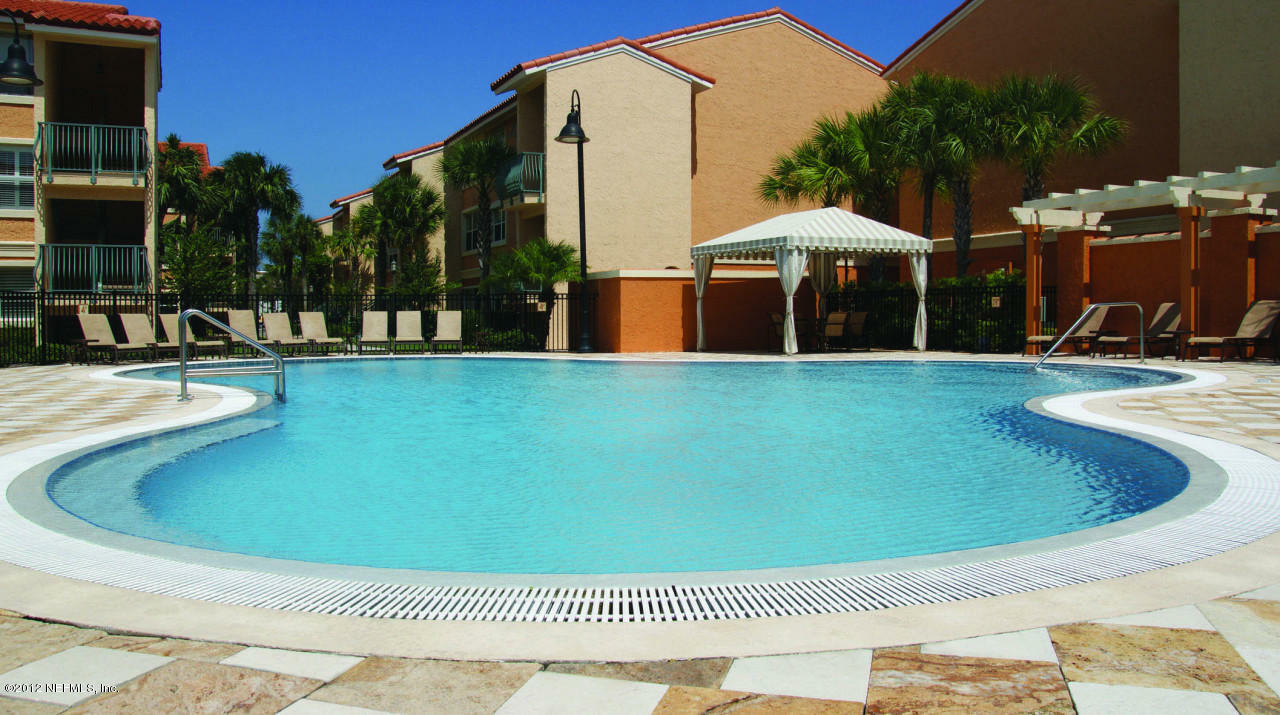 Property Photo: 200 Laguna Villas Boulevard C-12 FL 32250