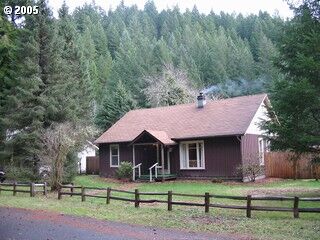Property Photo: 51792 Rose St OR 97413