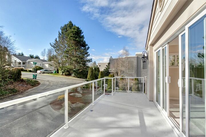 Property Photo:  11404 NE 106th Lane  WA 98033 