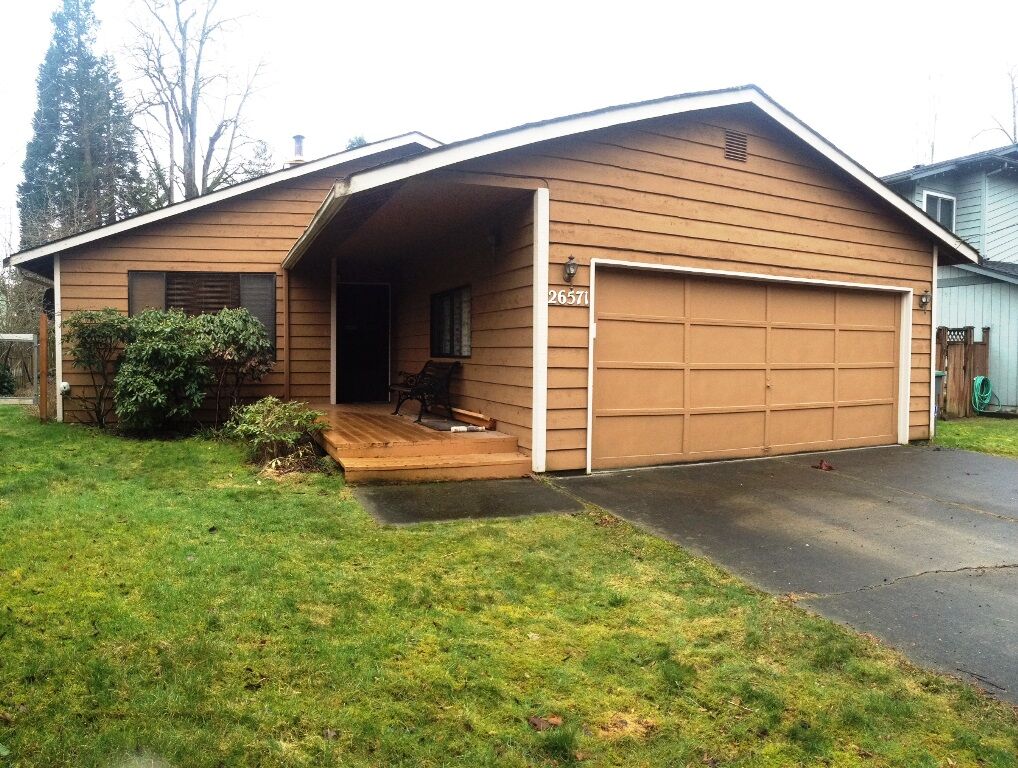 Property Photo:  26571 221st Place SE  WA 98038 