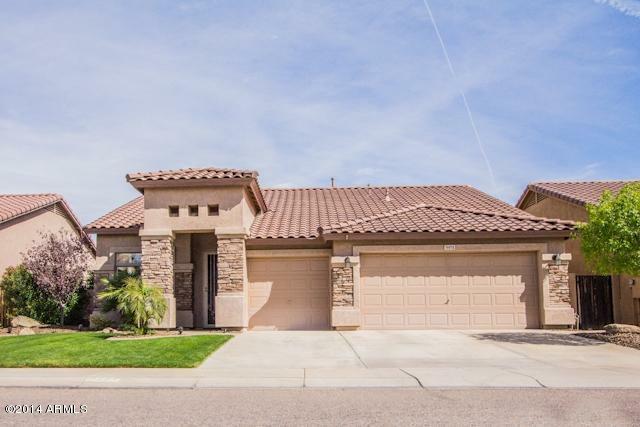 Property Photo: 3971 S Arcadia Way AZ 85248