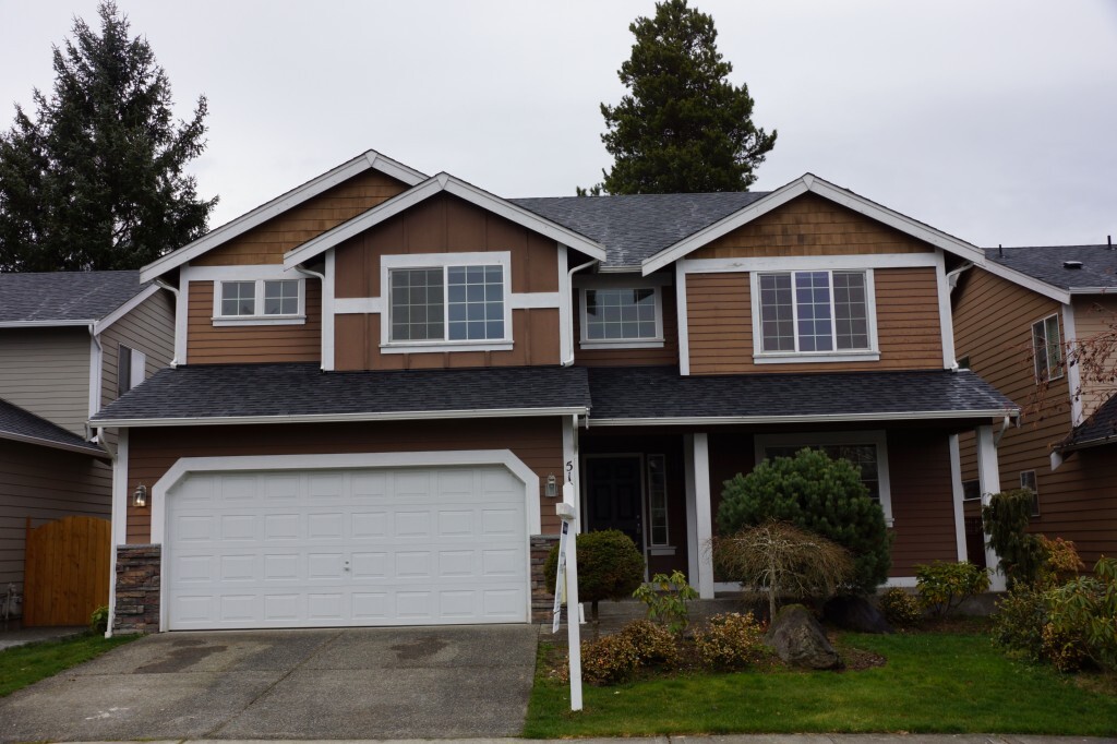 Property Photo: 5106 NE 10th Place WA 98059