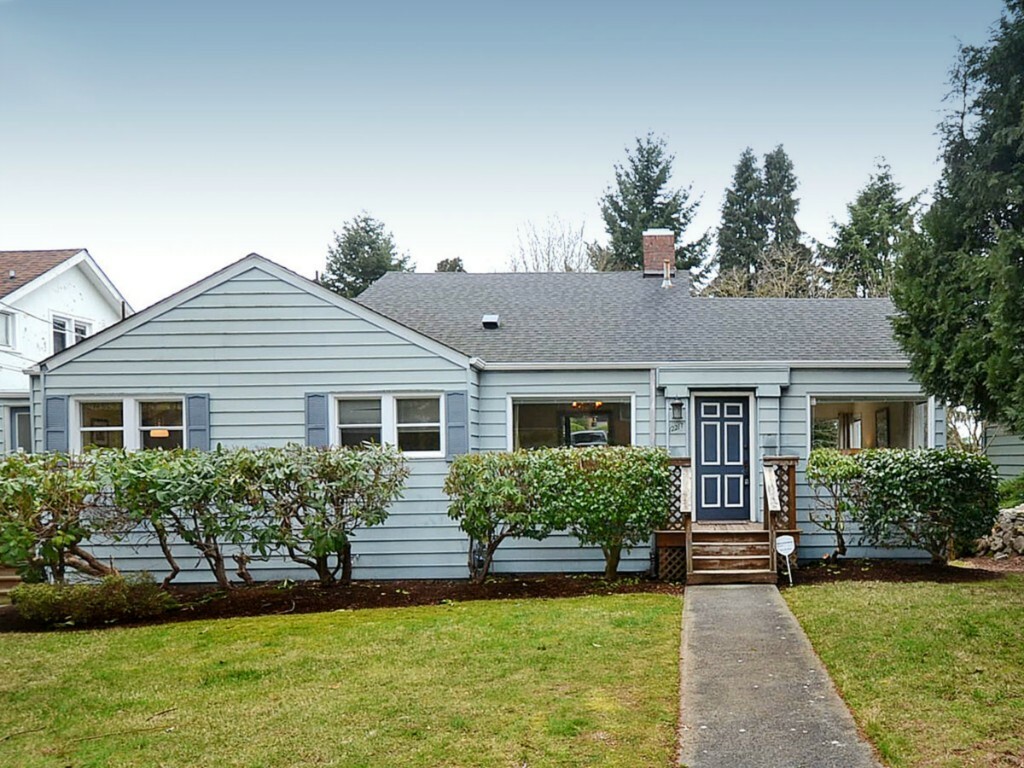 Property Photo:  12217 1 Avenue NW  WA 98177 