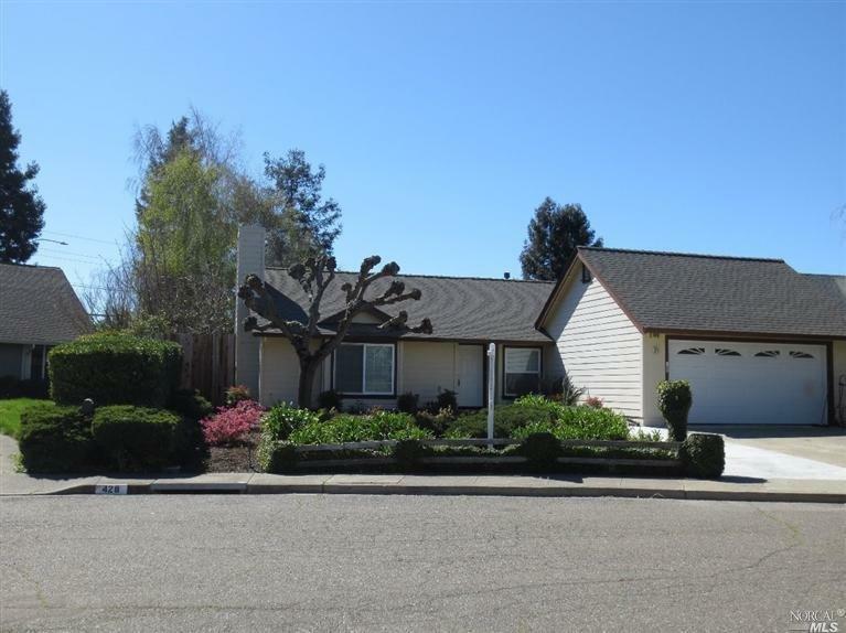 Property Photo: 424 Casa Verde Circle CA 94954