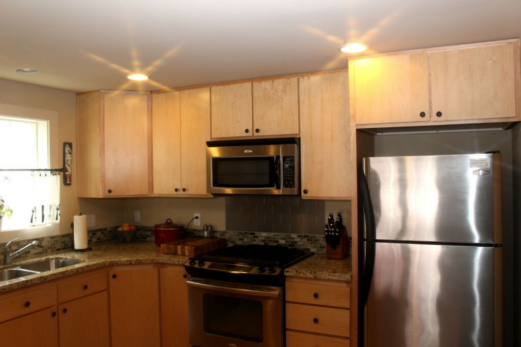 Property Photo:  723 N 95th St B  WA 98103 