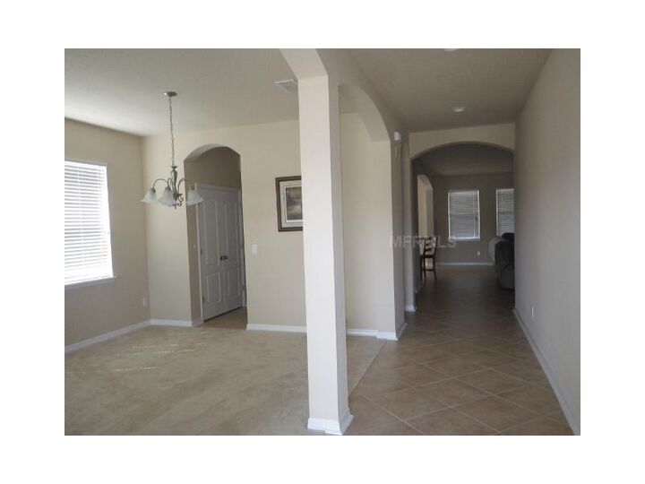 Property Photo:  1502 Rhodeswell Lane  FL 33527 
