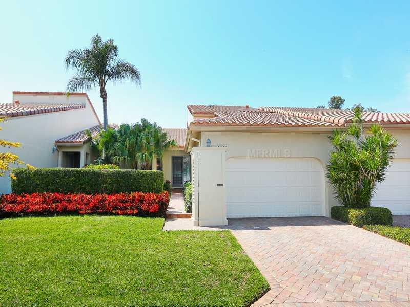 Property Photo:  2337 Harbour Oaks Drive  FL 34228 