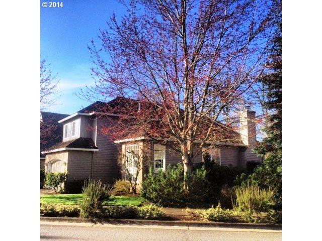 Property Photo: 4908 Hastings Dr OR 97035