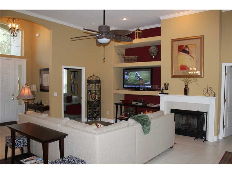 Property Photo:  10542 Woodchase Circle  FL 32836 