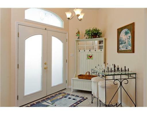 Property Photo:  540 Villagrande Avenue S  FL 33707 