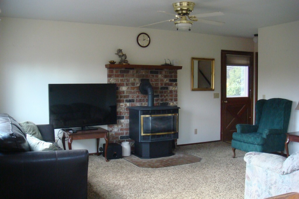 Property Photo:  1029 W Laurel  WA 98248 