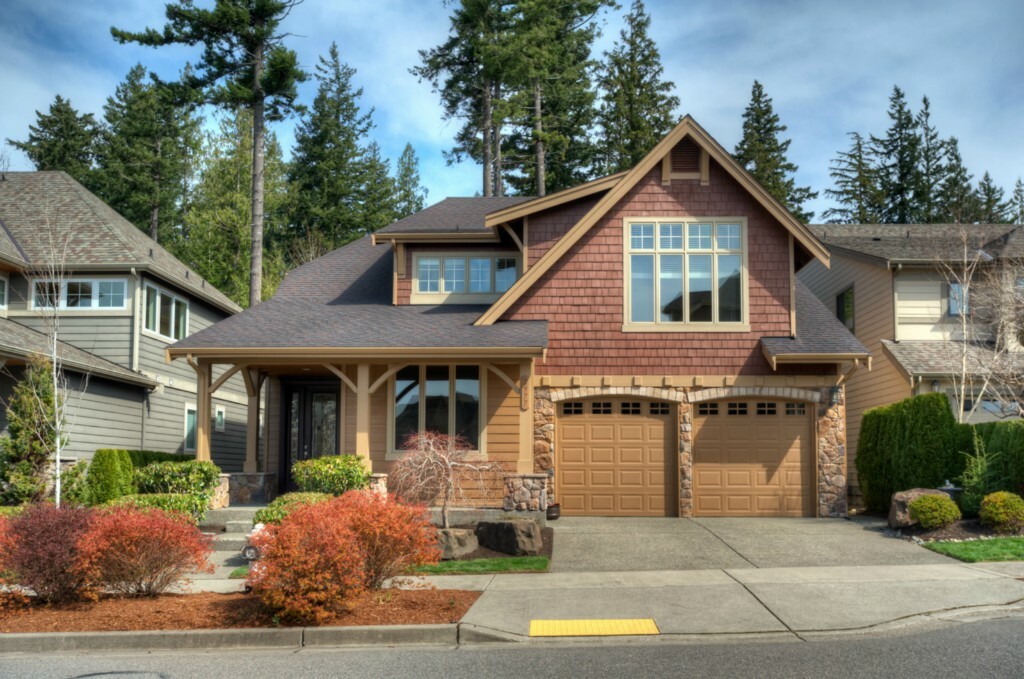 Property Photo:  2977 NE Davis Lp  WA 98029 