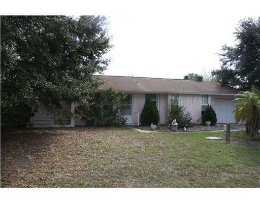 Property Photo:  1282 Yorkshire Street  FL 33952 