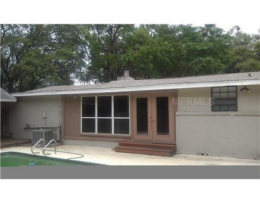 Property Photo:  9501 Peer Drive  FL 32817 