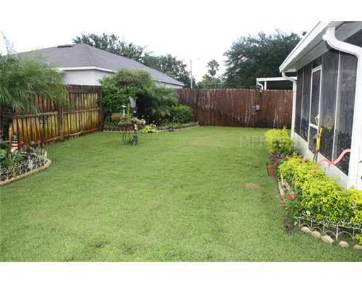 Property Photo:  10418 Maronda Drive  FL 33578 