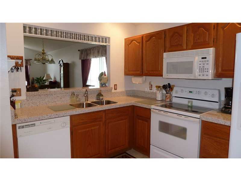 Property Photo:  9403 Telfer Run  FL 32817 