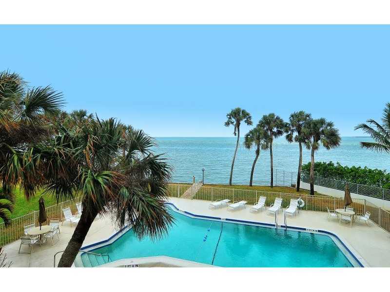 Property Photo: 4822 Ocean Boulevard 2A FL 34242