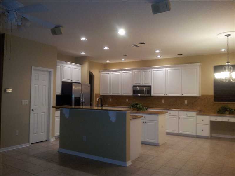 Property Photo:  12518 River Birch Drive  FL 33569 