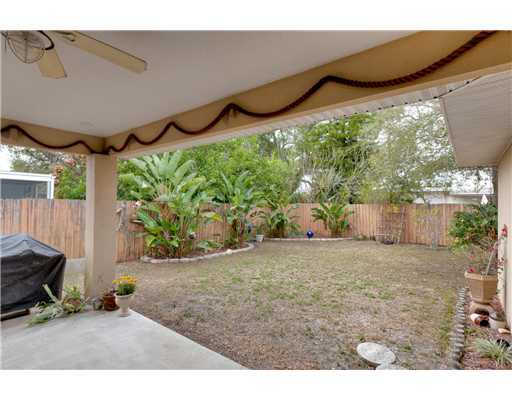 Property Photo:  10246 Paradise Blvd  FL 33706 